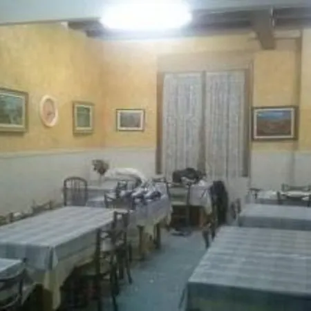Neptuno فندق يوريت دي مار
